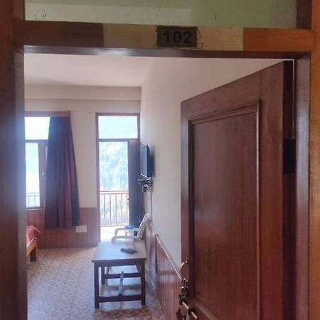 Roop Mountain Homestay Manāli Εξωτερικό φωτογραφία