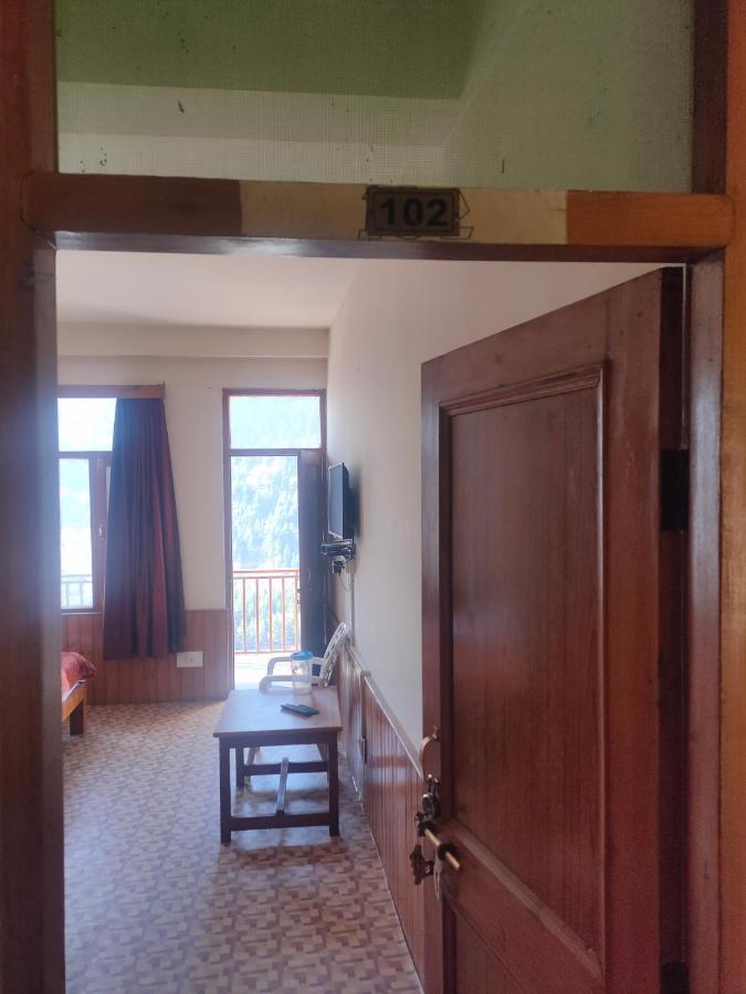 Roop Mountain Homestay Manāli Εξωτερικό φωτογραφία